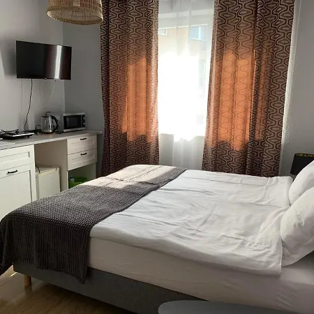 Dom Na Polnocy Homestay *